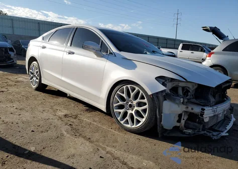 2014 Ford Fusion Titanium z USA, uszkodzony, nr VIN 3FA6P0D97ER145628